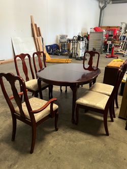 Dining set