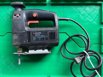 Black & Decker Corded Variable-Speed Jigsaw – Works