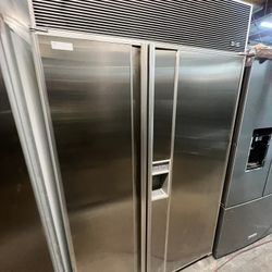 Subzero 48” Built In Refrigerator 