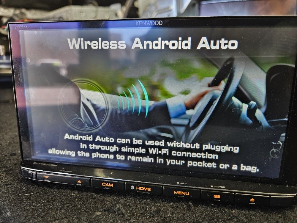 Kenwood DDX9905S 6.75" DVD Touchscreen Receiver w/Apple CarPlay and