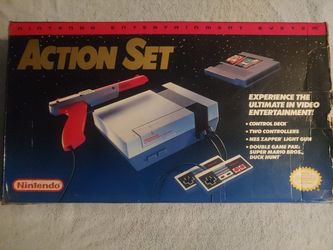Nintendo NES Action Set Gray Console