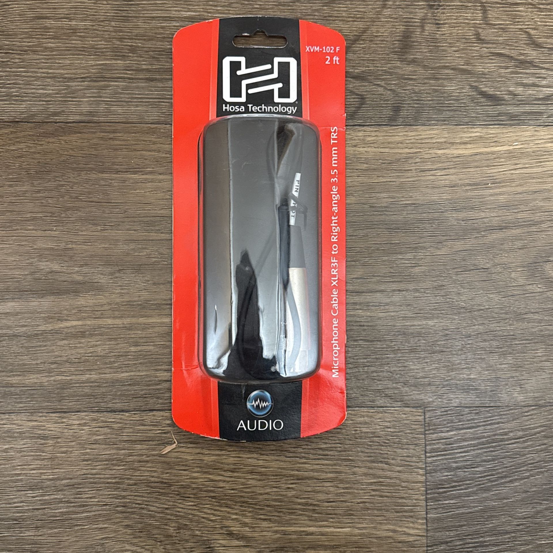 (NIB) 2 Ft. Microphone Cable XLR3F To Right Angle 3.5mm TRS
