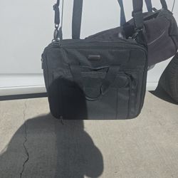 Blk Lapt Top Bag Large 