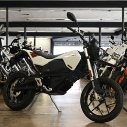 2025 ZERO FXE