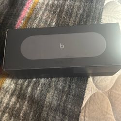 Beats Pill By Kim Kardashian