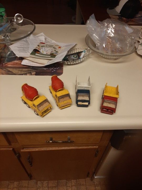 Tonka ,Husky,MATCHBOX,,TOOTSIETOY