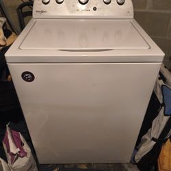 Whirlpool Matching Set Washer And Dryer