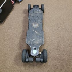 Hadeon Carbon All Terrain Skateboard With Charger And Remote