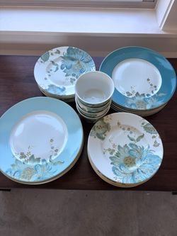 28 Pc 222 Fifth Eliza Dish Set