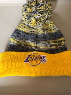Los Angeles Lakers Pom Pom Knit Beanie