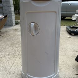 Older Model Diaper Genie For Sale