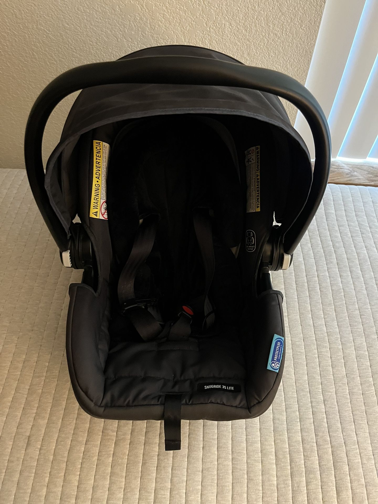 Infant Car seat
