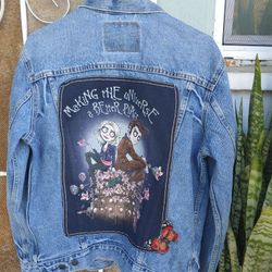 Levi's Denim Jacket Size Medium Made In Bangladesh