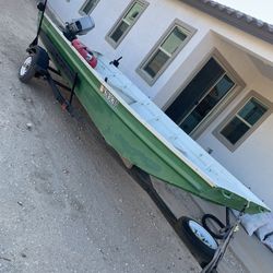 18’ Aluminum fishing Boat with 30hp Engine