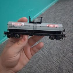 Tank Car [HO Scale]