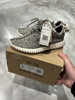 Yeezy Boost 350 Turtle Dove 6.5M