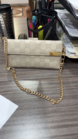 Authentic Gucci wallet