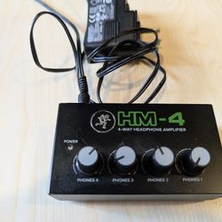 Mackie Hm 4 Way Headphone Amplifier 