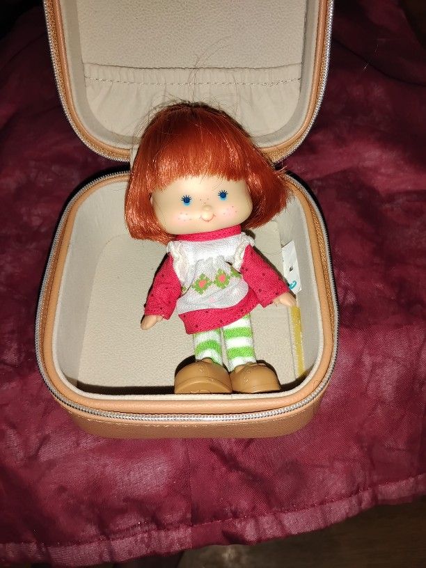 Original Strawberry Shortcake Doll