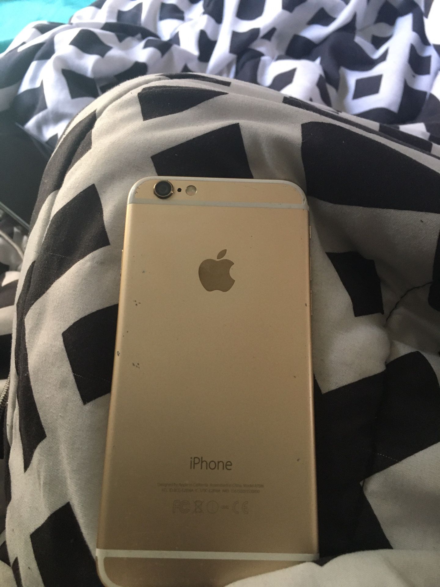 Gold iPhone 6s