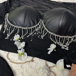 Black Crop top Delux