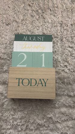 Calendar office decor