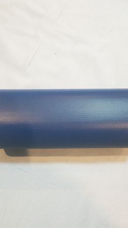 INSIGNIA bluetooth speaker