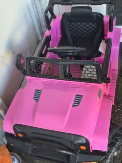 Girls pink truck cruiser