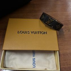 Mens Luxury Designer Leather Bracelet.