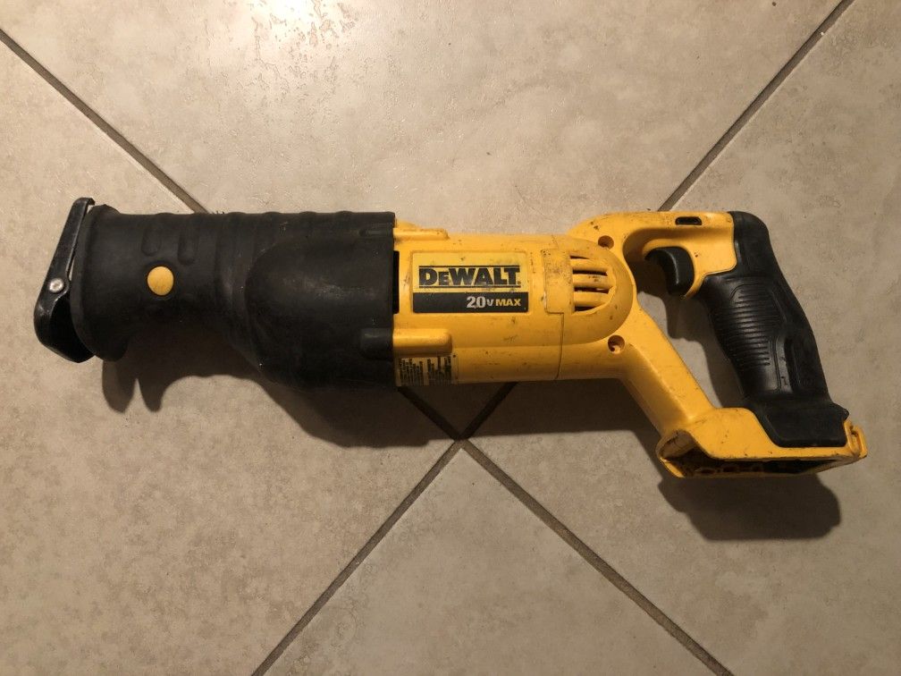 DeWalt Reciprocating Saw