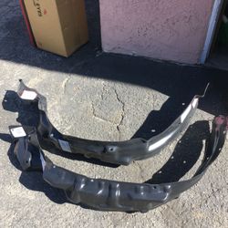 95 - 2000 Toyota Tacoma front Fender liners