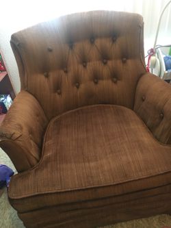 Child’s Chair (Golden Brown)