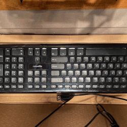 Computer Keyboard  USB New!