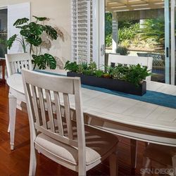 New Dining Table & 4 Chairs 