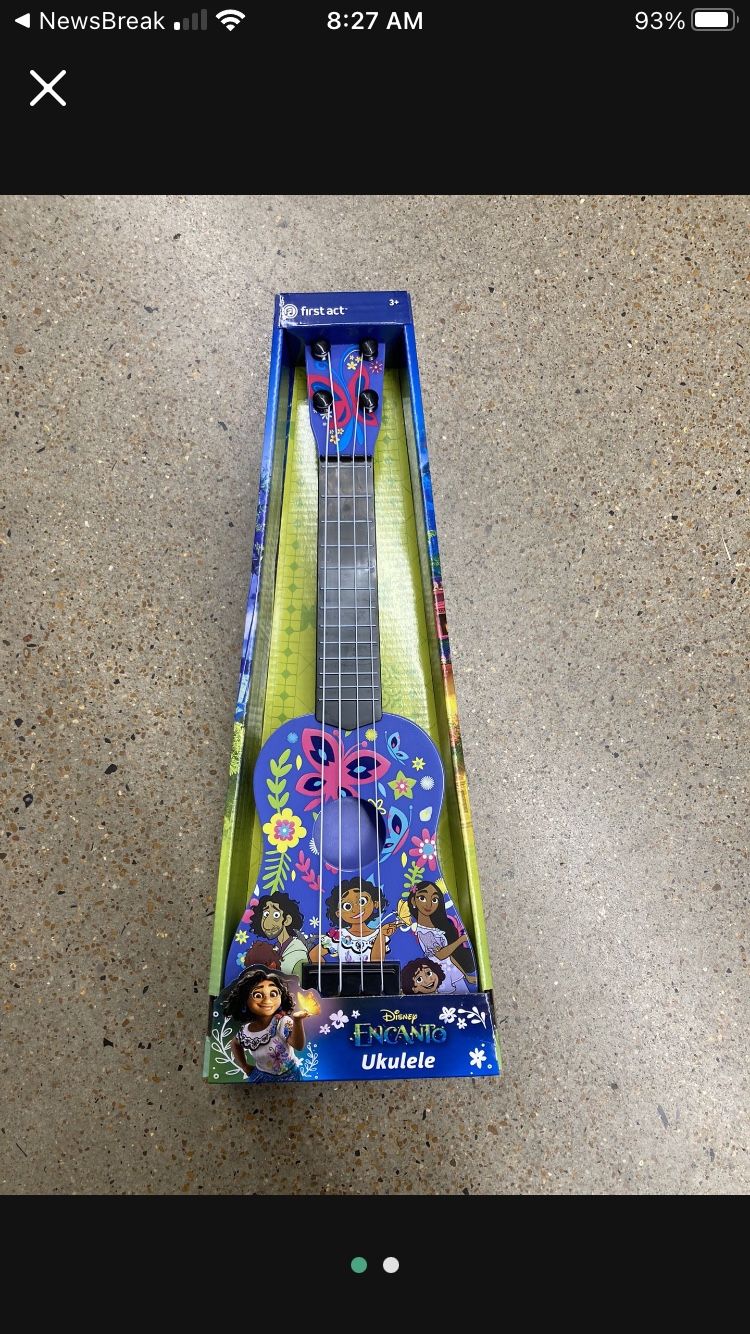 NWT Encanto Ukulele