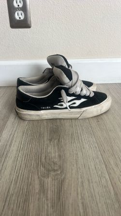 Straye Skateboarding Shoes