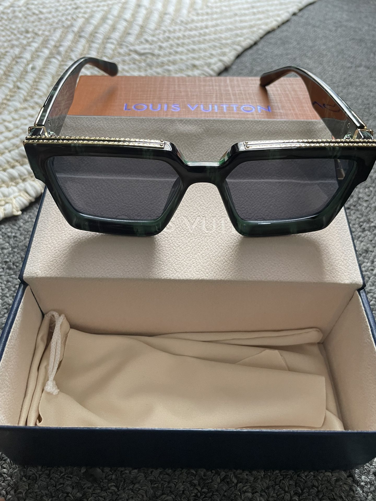 Louis vuitton Millionaire Sunglasses for Sale in Los Angeles, CA - OfferUp