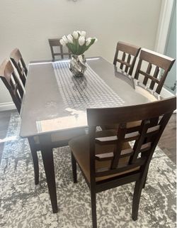 Dining Table Set