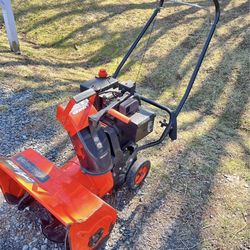 Ariens ST724 Snowblower – 5HP – 24” Cut
