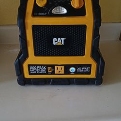 Cat CJ1000CP Professional Power Station Jumper Air Compressor Led Light USB Outlet 120v Outlet Connector 