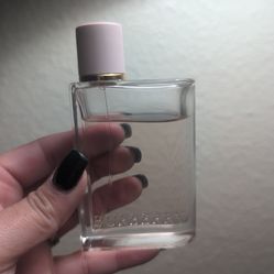 Burberry her perfume
