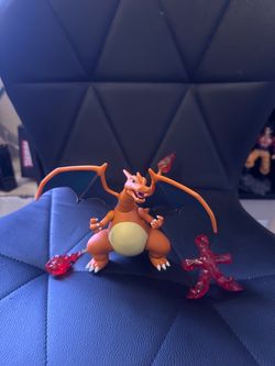 Charizard Pokémon Action Figure with Fire Effects