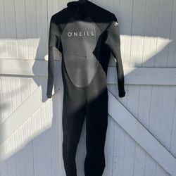 O’Neil long sleeve wet suit lightly used