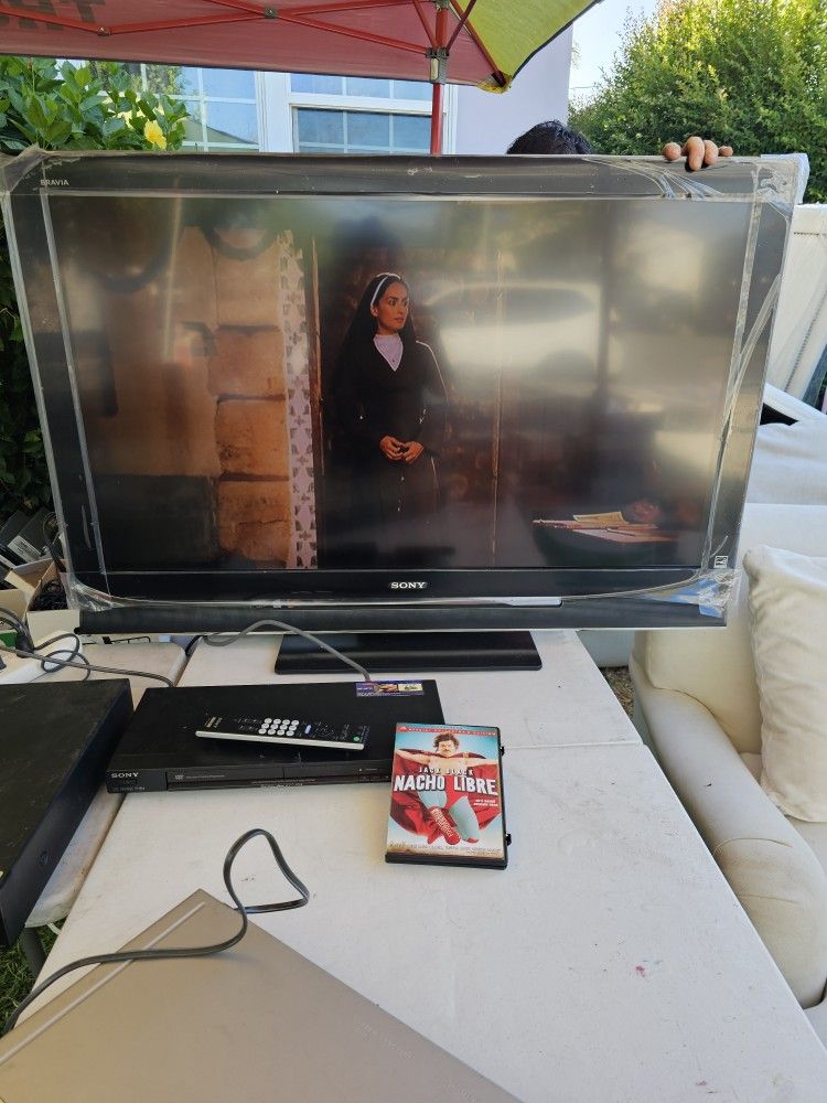 46 Inch SONY TV