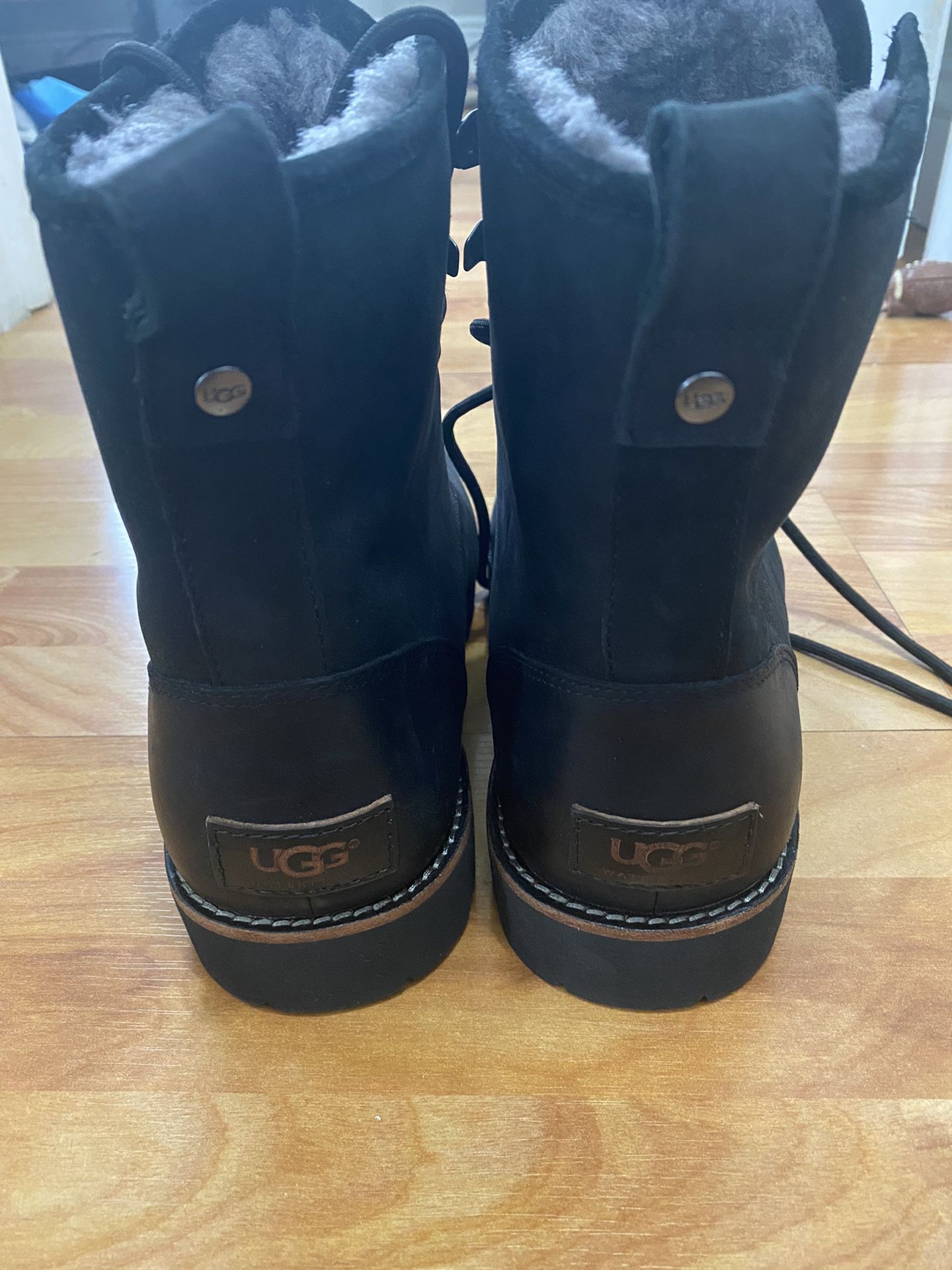 UGG Hannen TL Casual Leather Winter Boots Black