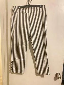 Attyre New York Women's White/Black Striped Caroline Crop Pants Size 12 NWT
