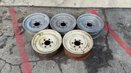 Five matching 16 inch Chevy or GMC truck steelies