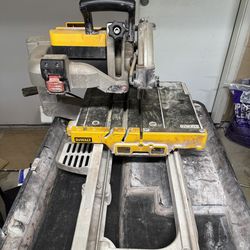 DeWalt D24000 10” Heavy Duty Wet Tile Saw – Contractor Grade