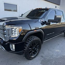 2023 GMC Denali HD 2500 Duramax Turbo Diesel