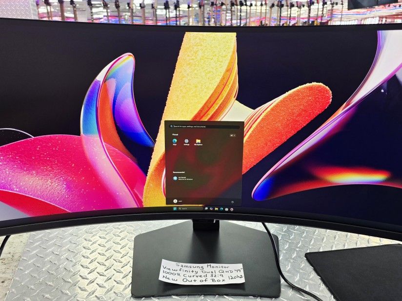 Samsung QHD (5120 x 1440) Ultra Wide Gaming Monitor OPEN BOX NEW